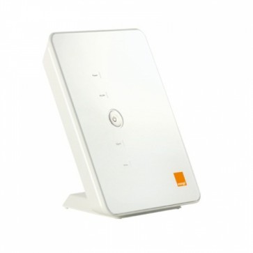 HUAWEI B560 3G UMTS HSDPA and HSUPA Router is a good gateway to support 32 WiFi enabled devices to share network. It could reach peak download speed up to 7.2Mbps and HSUPA up to 5.76Mbps. With 4 Ethernets ports, it could support extra 4 PC via Ethernet c